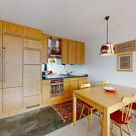 Sur Puoz 2a Lejlighed