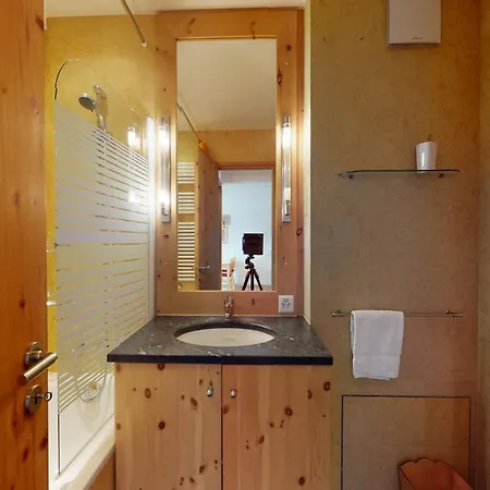 Lejlighed Sur Puoz 2a Samedan